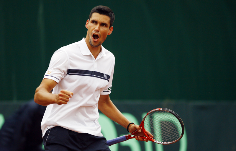 Victor Hănescu este în semifinale la Stuttgart după o victorie surpriză - tenishanescu-1373650883.jpg