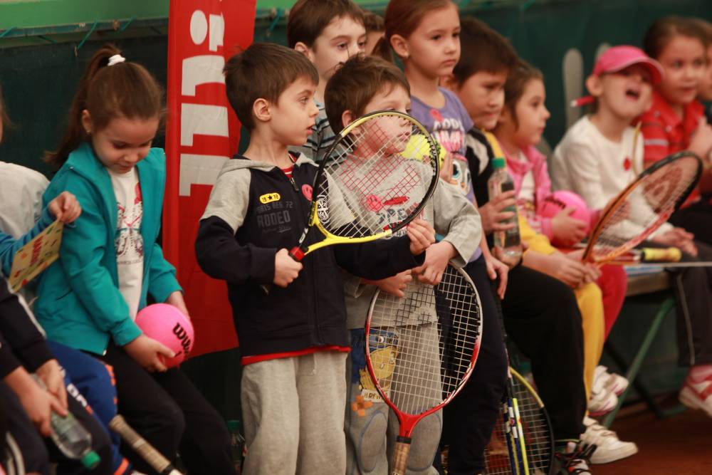 Tenis: Simona Halep și Horia Tecău, întâlnire cu micii jucători de tenis, la Club Idu - teniskidsday-1417593547.jpg