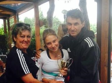 Tenis: Constănțeanca Selma Cadâr, câștigătoarea premiului fair-play la Tennis Europe - tenisselmasursafrt-1412675063.jpg