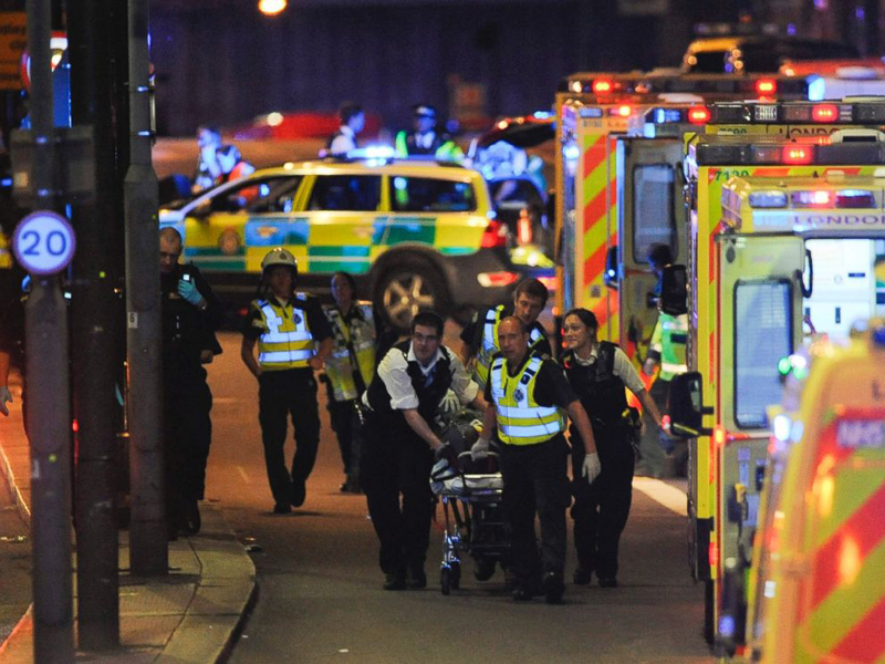 Teroare pe Podul Londrei! Șapte oameni uciși în atentatul de sâmbătă - teroare-1496661295.jpg