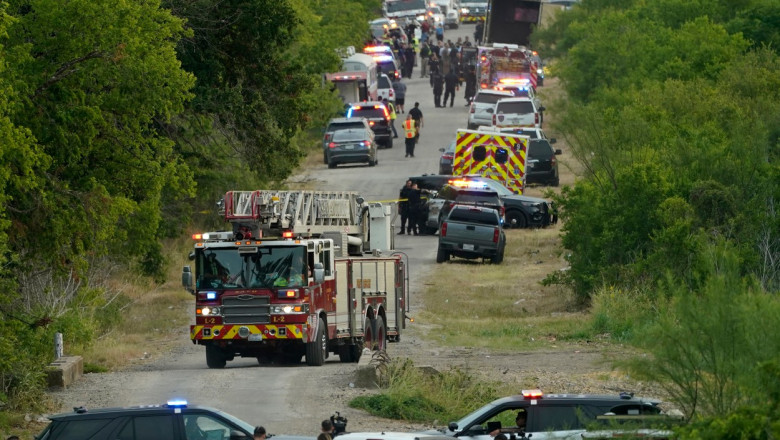Zeci de imigranți, găsiți morți într-un camion, în Texas - texasmorti-1656423861.jpg