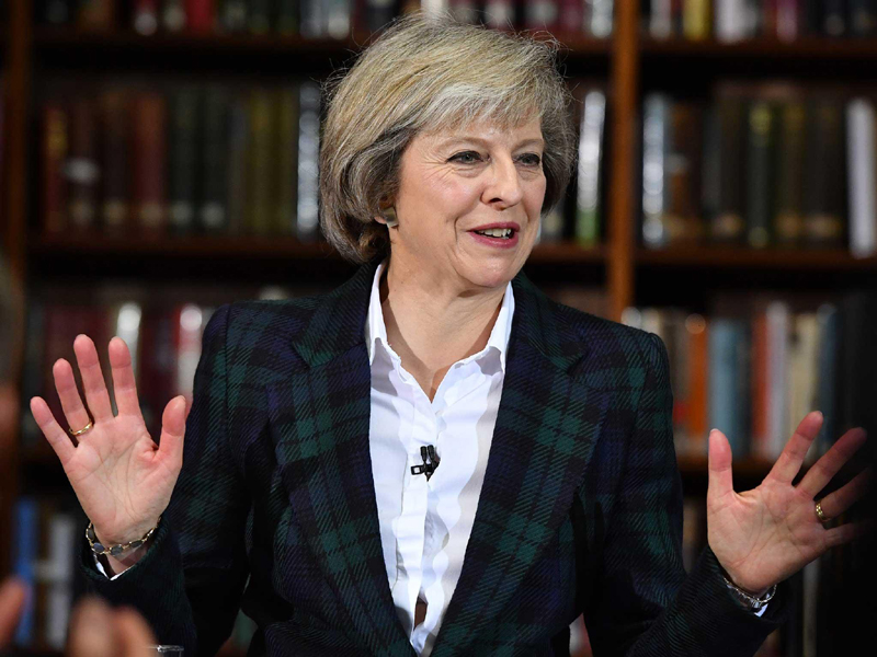 Ape tulburi în politica britanică. Theresa May caută sprijin pentru a forma guvernul - theresamay-1497186190.jpg