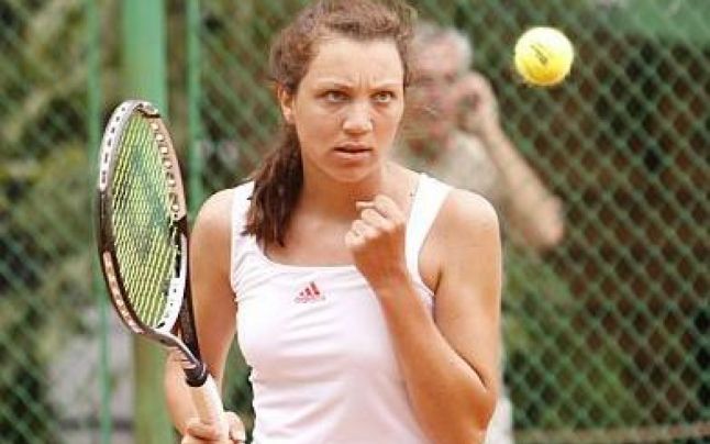 Tenis / Patricia Țig s-a calificat în semifinalele turneului ITF de la Merida - tig-1417869397.jpg