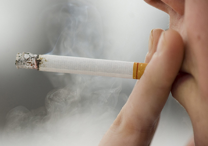 Orașul New York ridică vârsta legală  pentru cumpărarea țigărilor și tutunului - tigari-1383225220.jpg