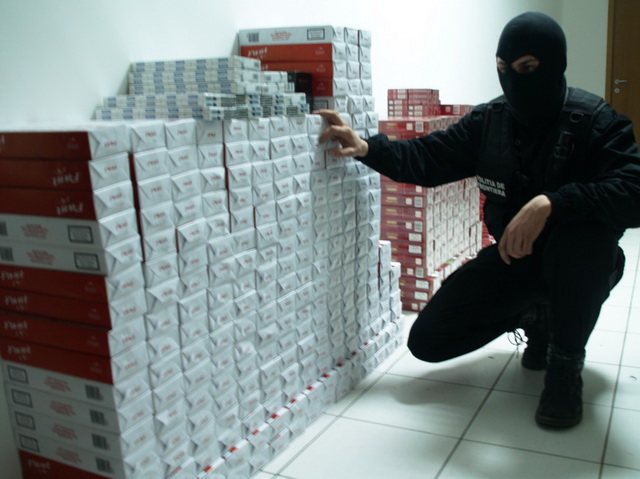 330.000 de țigări de contrabandă confiscate din colete poștale - tigaricontrabanda01-1553172029.jpg