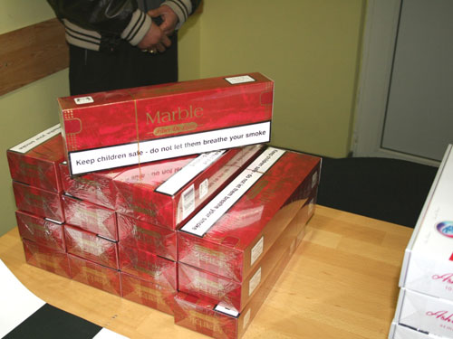Ucrainean în costum de scafandru, prins cu țigări de contrabandă - tigaricontrabanda1349722859-1361554581.jpg