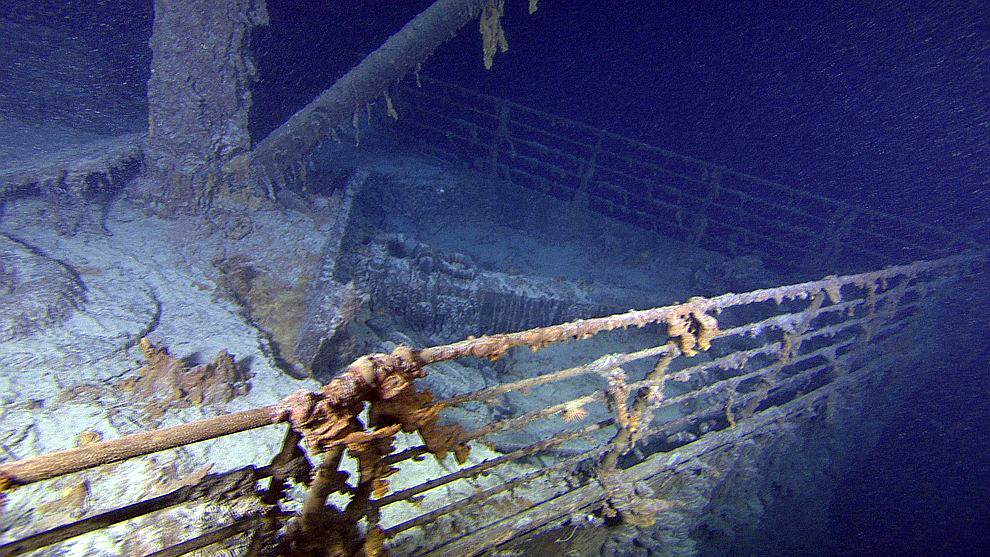 Descoperire macabră: rămășițe umane lângă epava Titanicului - titanicepava-1334589228.jpg