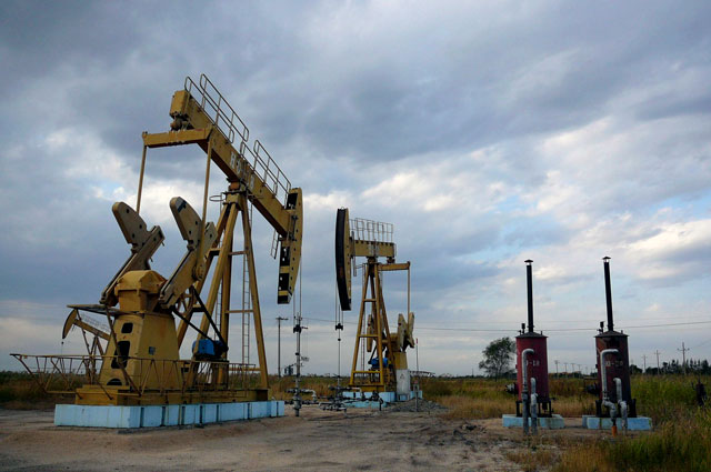 Kazahstanul și-a propus să producă 83 de milioane tone de țiței în 2014 - titei-1390295935.jpg