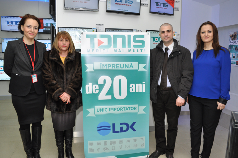 Tonis Trade își premiază câștigătorii la tombola anului 2014 - tonisprint-1422194895.jpg