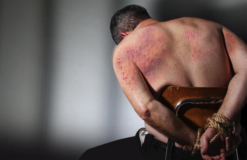 Utilizarea torturii și a relelor tratamente, în scădere în închisorile afgane - torturamexico-1424860457.jpg