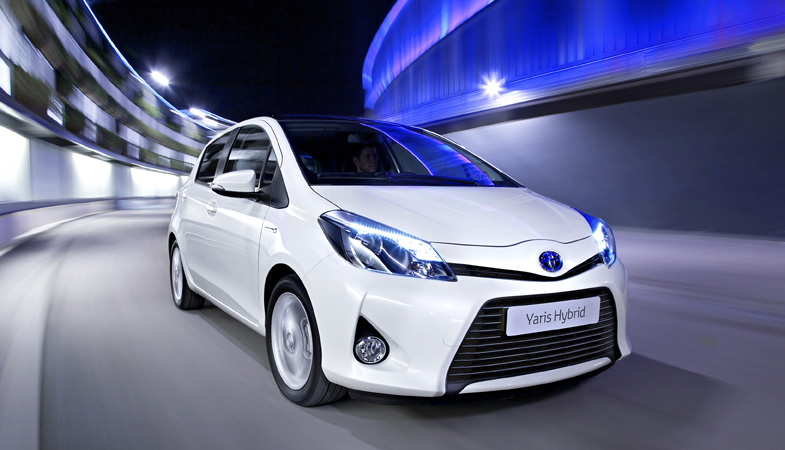S-a dat startul producției pentru Toyota Yaris Hybrid - toyota-1334228151.jpg