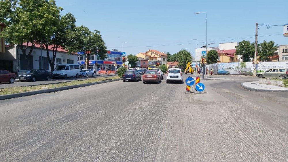 Restricții de trafic pe Bulevardul Mamaia, pentru asfaltarea carosabilului - traficmamaiasursaprimariaconstan-1591898741.jpg