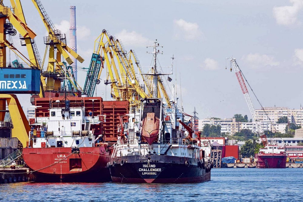 41 de vapoare se află în operare, în porturile maritime - traficportuar5102022-1664991648.jpg