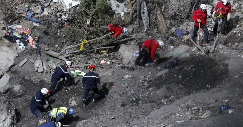 Despăgubiri de peste 11 milioane euro acordate  de Lufthansa după accidentul Germanwings - tragedieavion-1455803185.jpg