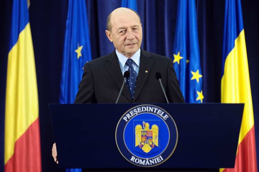 Traian Băsescu, despre Roșia Montană: Nu se poate atribui prin lege un contract, fapt confirmat de jurisprudența CCR - traianbasescu-1379346199.jpg