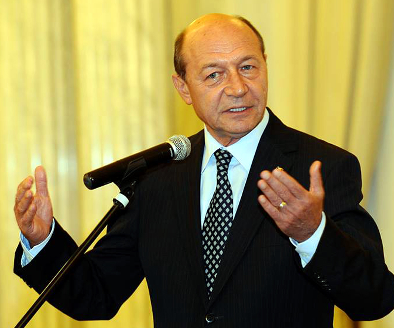 Traian Băsescu deschide lista la Senat în București - traianbasescu1-1477588674.jpg