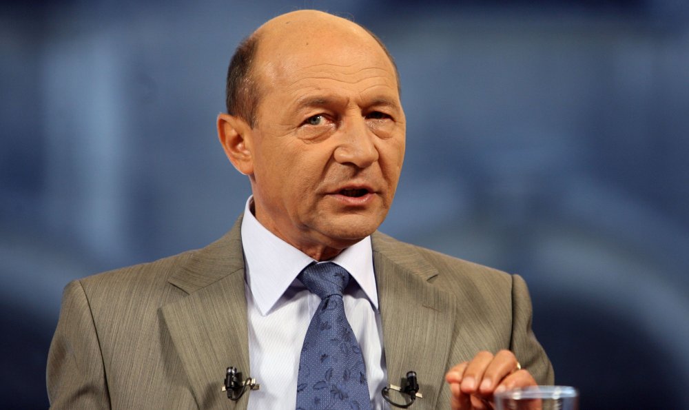 Traian Băsescu, apel la Poliție pentru a neutraliza 