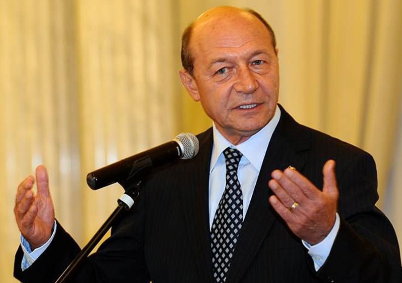 Traian Băsescu, ales președinte al Mișcării Populare - traianbasescualespresedinte1-1445788801.jpg