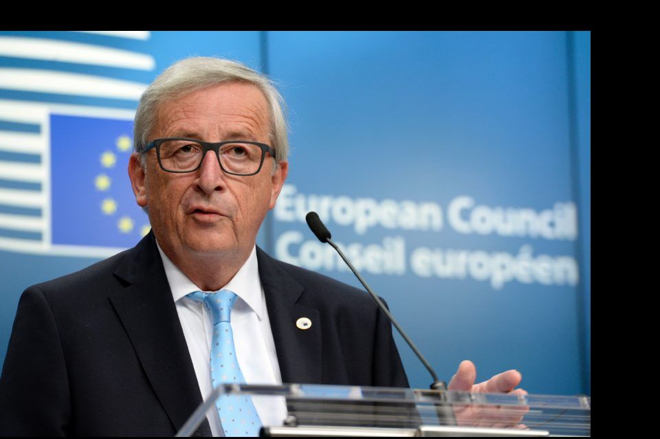 Jean-Claude Juncker, apel către liderii Grupului de la Vișegrad:  
