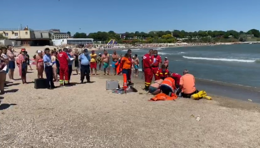 Tragedie pe litoral. Bărbat din Cluj, mort pe plajă în Mangalia - tregediemangaliasursaisudobrogea-1594222234.jpg