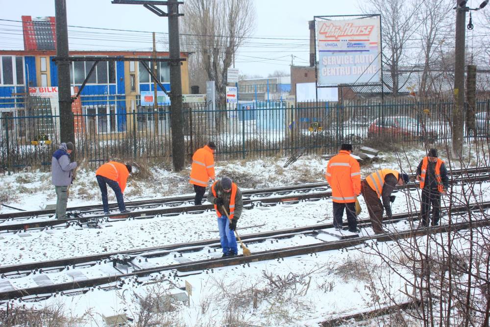 CFR Călători. 32 de trenuri anulate astăzi, la Constanța - trenuri-1453113787.jpg