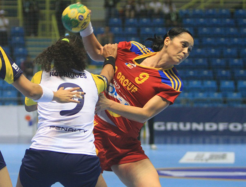 România debutează, sâmbătă, la CM de handbal feminin - tricolorele-1386355735.jpg