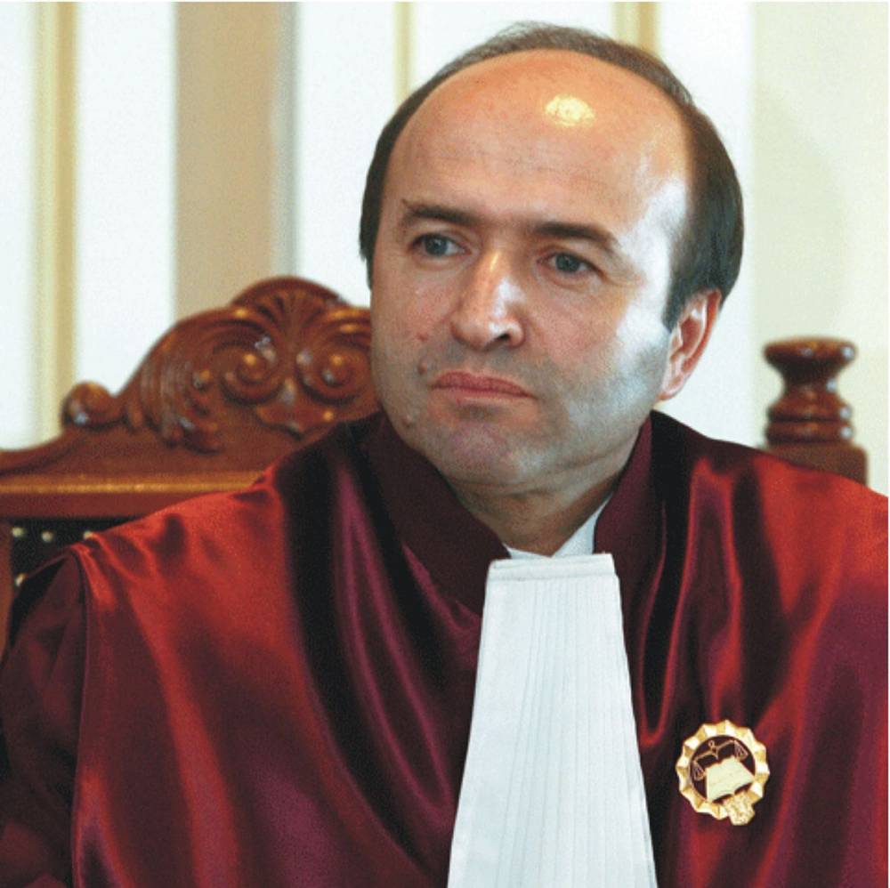 Ministrul Justiției prezintă astăzi evaluarea șefei DNA și a procurorului general al României - tudoreltoader-1490764782.jpg