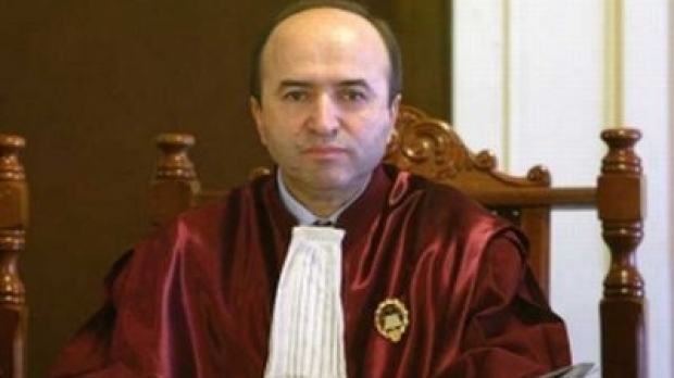 Patru miniștri noi în Guvernul Grindeanu. Tudorel Toader este noul ministru al Justiției, Rovana Plumb la Fonduri Europene - tudoreltoader465x39010363800-1487761834.jpg