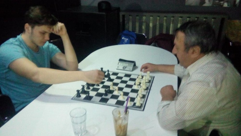 Turneu aniversar de șah. CS Sissa, 12 ani de la înființare - turneu2-1552350235.jpg