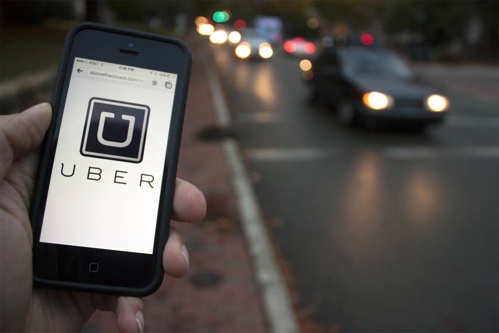 Uber se cere exceptată de la legea taximetriei - uber2-1495637378.jpg
