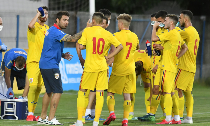 România U21, învinsă în preliminariile pentru Europeanul de tineret - ucrainau21romaniau21-1602266831.jpg