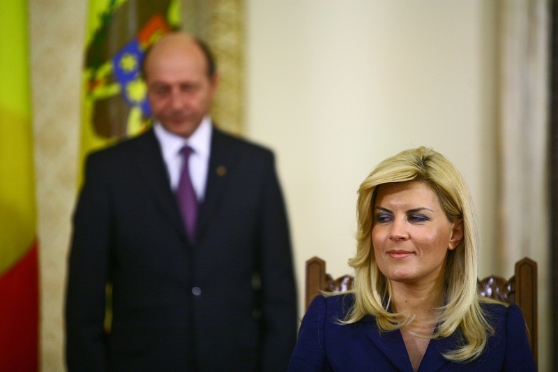 Prima reacție a lui Traian Băsescu după ce Elena Udrea a anunțat că a cerut azil politic în Costa Rica - udrea-1523708972.jpg