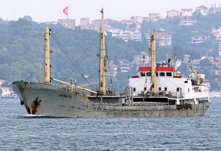 Un cargou a eșuat în Dardanele - uncargouaesuat-1448023028.jpg