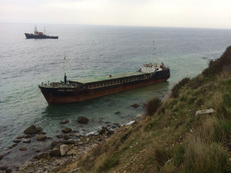 Un cargou turcesc a rămas în black-out, în Marea Neagră - uncargouturcescinblackout-1489587556.jpg