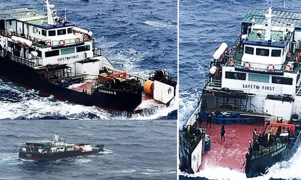 Un ferry-boat și-a pierdut rampa în largul mării - unferryboatsiapierdutrampainlarg-1556106616.jpg