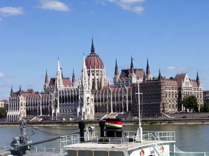 Ungaria asigură președinția Grupului  de la Visegrad - ungaria-1372768170.jpg