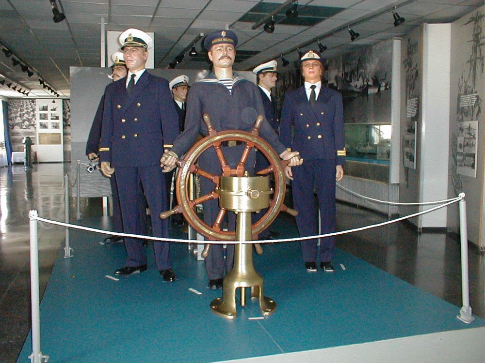 Uniforme de marină din secolul XVIII, în Portul Militar Constanța - uniforme-1565365892.jpg