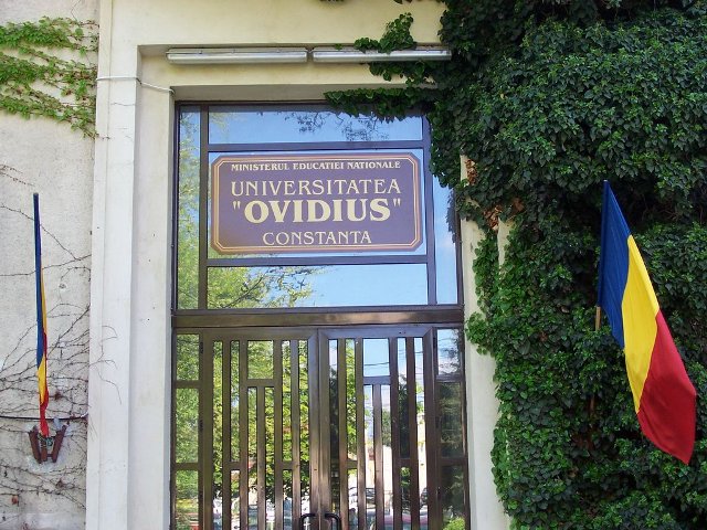 Gală de premiere la Universitatea Ovidius din Constanța - universitateaovidiusconstanta-1424687546.jpg