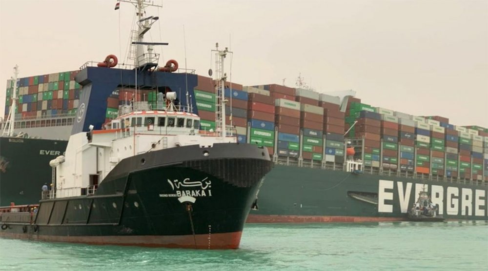 Un mega-portcontainer a blocat traficul pe Canalul Suez - unmegaportcontainerablocattrafic-1616607645.jpg