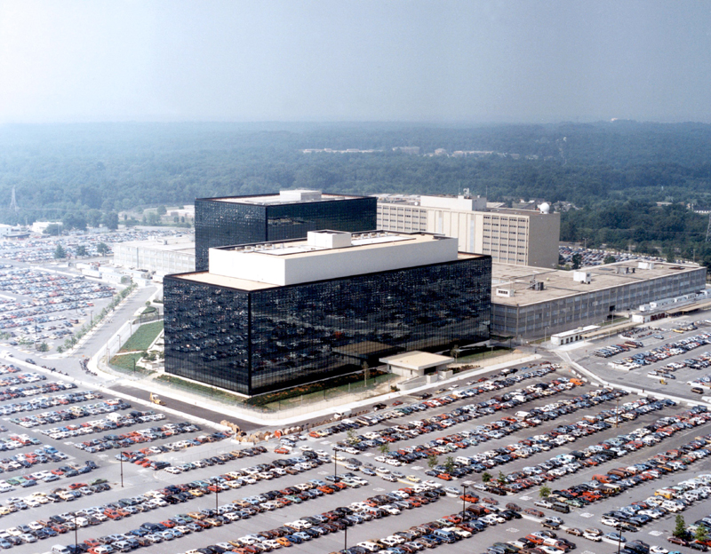 Un nou Edward Snowden? 20 de ani a furat date 
