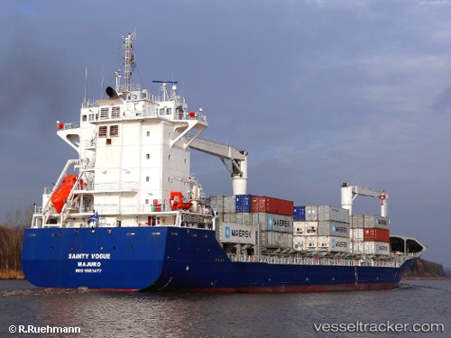 Un portcontainer și-a pierdut controlul direcției în apropiere de Pireu - unportcontainer-1448985312.jpg