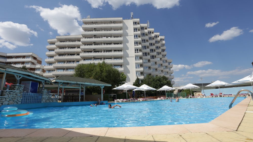 Un sfert din capacitatea de cazare turistică a țării se află în județul Constanța - unsfertdincapacitateadecazaretur-1571773331.jpg