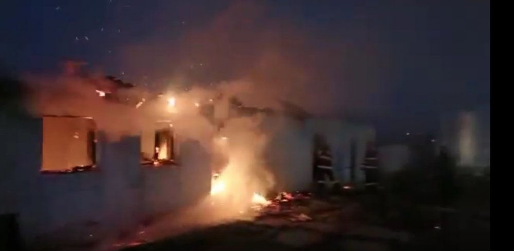 VIDEO. Incendiu nimicitor, la Constanța! Salvatorii de la ISU Dobrogea sunt la fața locului! - untitled-1647709572.jpg