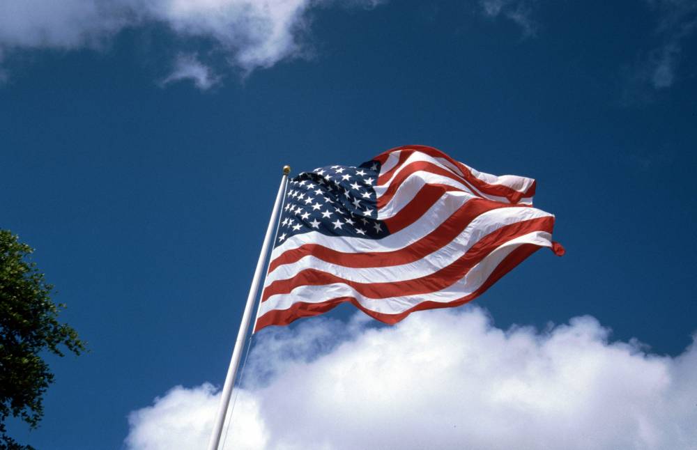 Anunț important de la Ambasada SUA - usaflag1992-1484134181.jpg