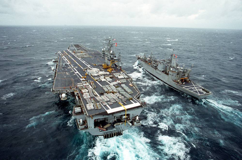 SUA retrage temporar în toamnă toate portavioanele din Golful Persic - uss-1438325183.jpg