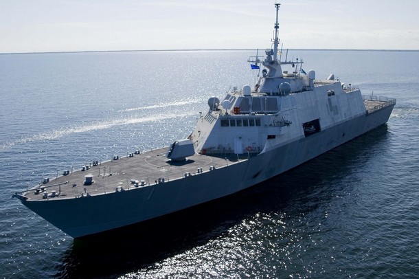 Nave militare ale SUA se îndreaptă spre Marea Neagră - ussfreedom-1391353080.jpg