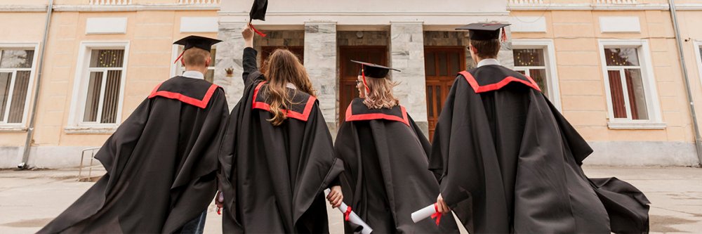 Au fost aprobate cinci noi specializări universitare în România - usvstudiilicenta-1682008309.jpg