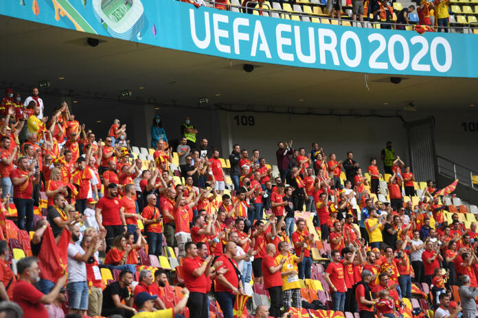 Fotbal, EURO 2020 / 76% dintre spectatorii la meciul Austria - Macedonia de Nord, vaccinaţi - va-1623669938.jpg