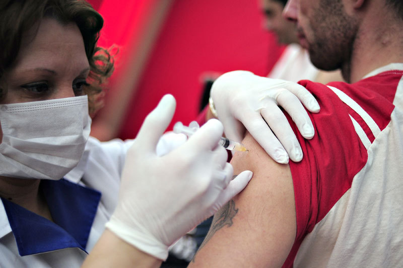 Peste 5.800 de constănțeni au fost vaccinați gratuit - vaccin-1323253955.jpg