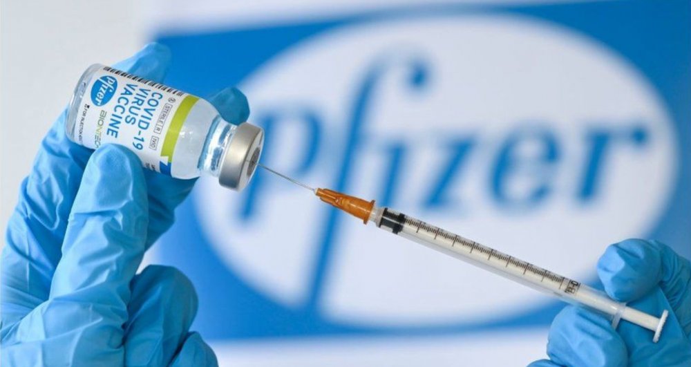 Agenţia Europeană a Medicamentului va decide luni dacă aprobă doza a treia a vaccinului Pfizer anti-Covid - vaccin-1632982760.jpg